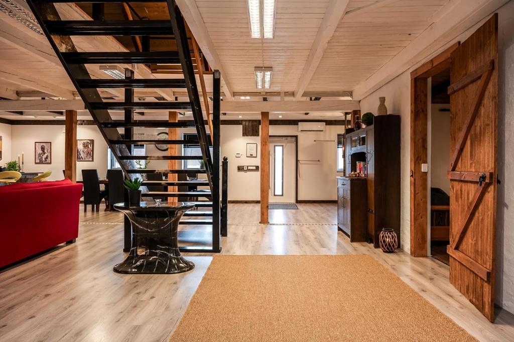 Unique Rustic Property In Skane Linderod Экстерьер фото