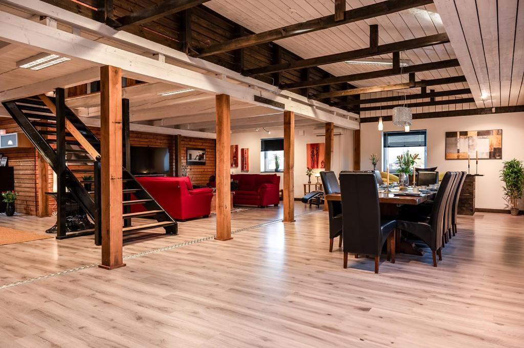 Unique Rustic Property In Skane Linderod Экстерьер фото