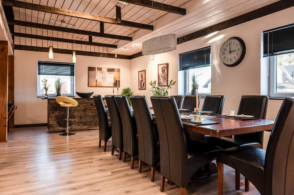 Unique Rustic Property In Skane Linderod Экстерьер фото